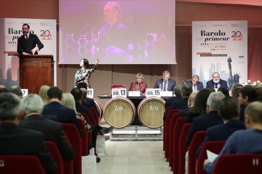 Barolo en primeur 2022_ 769.800 euro a favore di progetti solidali